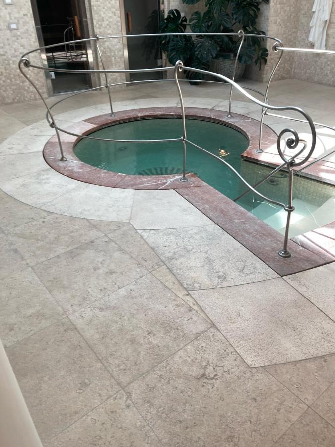 Piscina di Palazzo Manzi Terme & Spa o nelle vicinanze