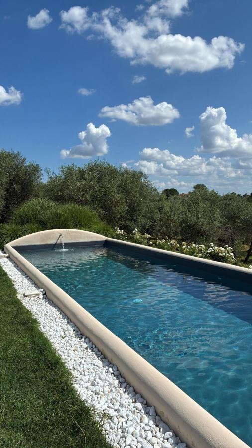 Piscina di Borgo Elissa Country Relais o nelle vicinanze