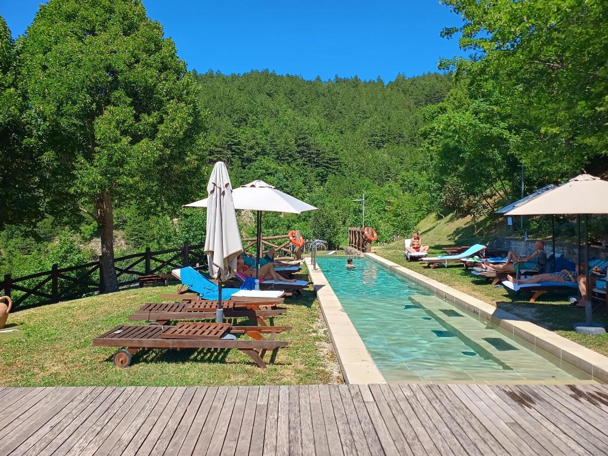 Piscina di AGRITURISMO INCISA o nelle vicinanze
