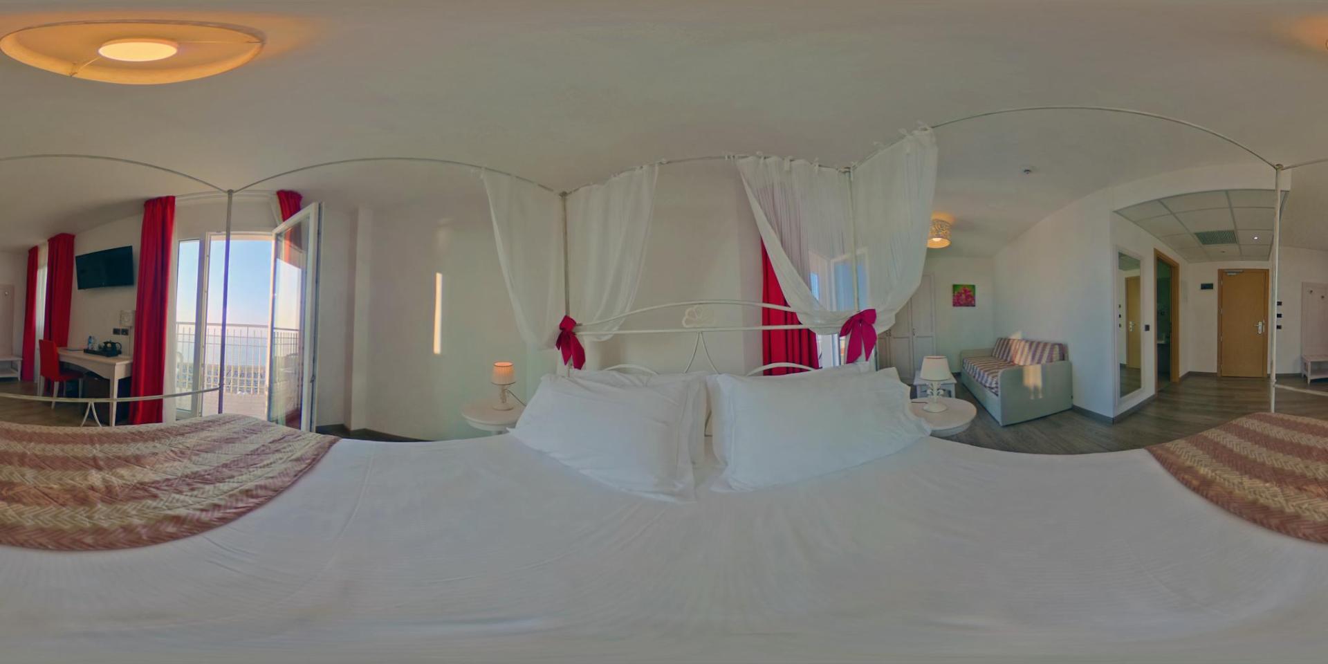 Regent's Hotel - Photo 27