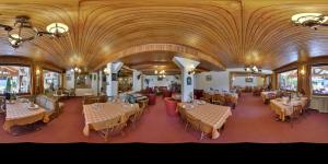 Gallery image of Hôtel Les Côtes, Résidence Loisirs et Chalets in Morzine