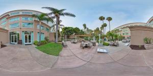 Gallery image of DoubleTree by Hilton San Diego Del Mar in San Diego