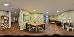 Gallery image of Hotel Radha in Hospitalet de Llobregat