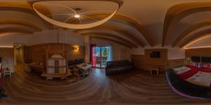 Gallery image of Hotel Astoria in Canazei