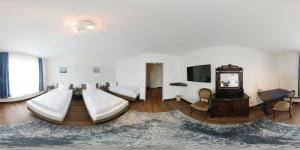 Foto dalla galleria di Hotel Am Kamp ad Hannover