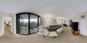 Gallery image of Hilton Miami Airport Blue Lagoon in Miami