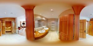 Gallery image of Wellness Aparthotel Panorama Alpin - Ferienwohnungen Jerzens im Pitztal in Jerzens