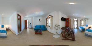 Foto dalla galleria di Hotel Galapagos Suites B&B a Puerto Ayora