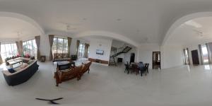 Fotografie z fotogalerie ubytování Gintara Beach Homestay by evaddo v destinaci Kalyānpur