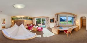 Foto dalla galleria di Hotel Post a Bach