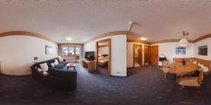 Foto dalla galleria di Hotel Bergkristall a Silbertal