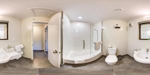 Gallery image of Holiday Inn Queenstown Frankton Road by IHG in Queenstown