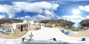 Gallery image of St. Patrick's Hotel in Xlendi