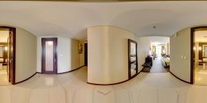 Gallery image of Mövenpick Hotel Jumeirah Lakes Towers Dubai in Dubai
