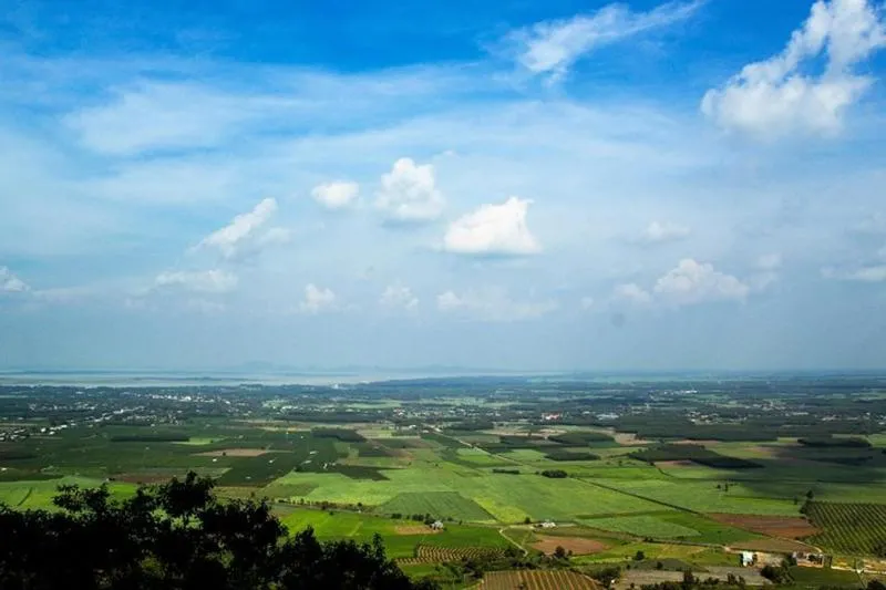 Private tour price range for Sightseeing Tours from Ho Chi Minh City from 2 USD and average 99 USD Private tour price range for Sightseeing Tours from Ho Chi Minh City from 2 USD and average 99 USD