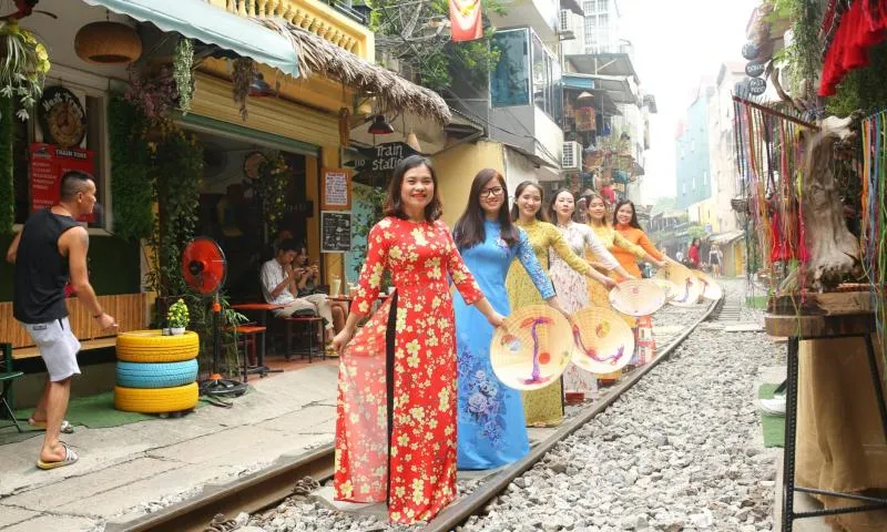 Featured tour with 23 reviews: City Sightseeing Tour