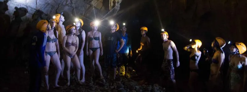 Tham Xang and Tham Nam Cave Experience