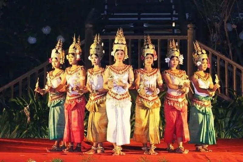 Quick Escape: Apsara Dance Performance – Including Buffet Dinner & Hotel Pickup