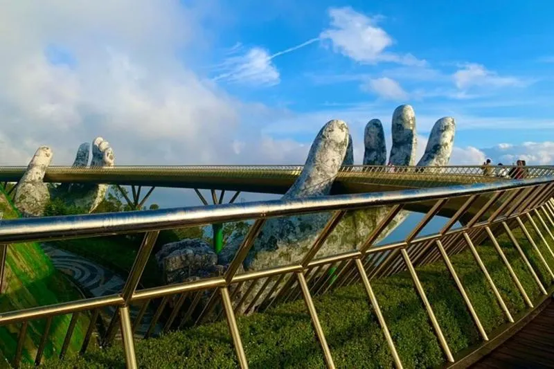 Shuttle bus to Golden Bridge – Ba na hill from Da Nang by Booking from 8 USD
