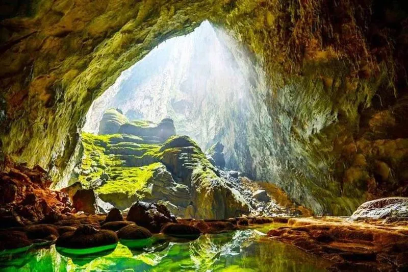 Luxury Tour: Phong Nha Cave & Paradise Cave Full Day Tour in a Small Group