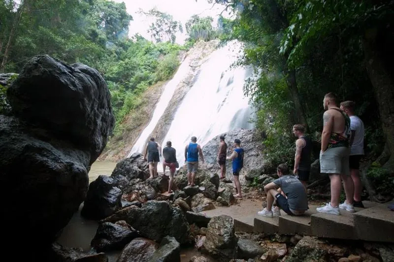 Koh Samui Sightseeing Tour by Minivan