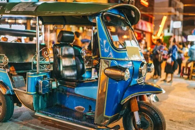 Featured tour with 31 reviews: Chiang Mai Temples and Market Tuk Tuk Night Tour
