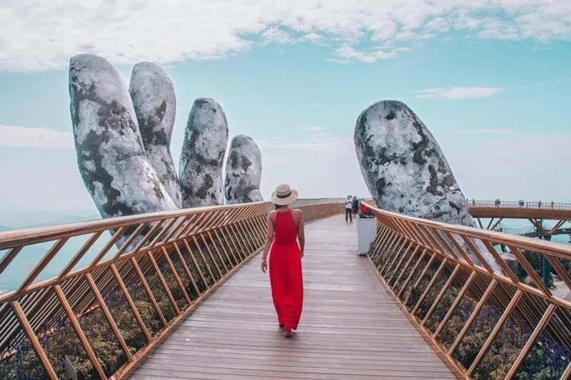 Da Nang to Ba Na Hills & Golden Bridge by private car