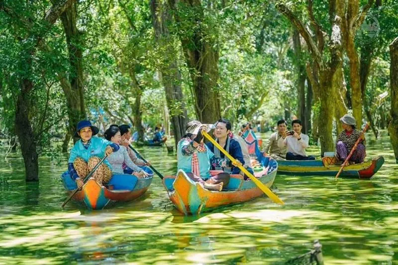 Best value tour: Tonle Sap, Floating village, Kompong Phluk Tour | From only 16 USD