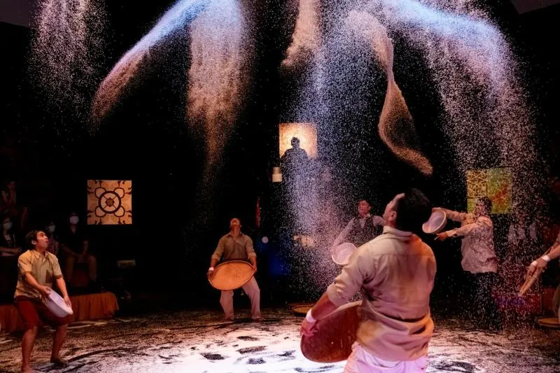 Low price tour: Phare Circus Performance | From only 18 USD