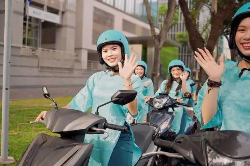 Ho Chi Minh City Motorbike Tour with Saigon Adventure