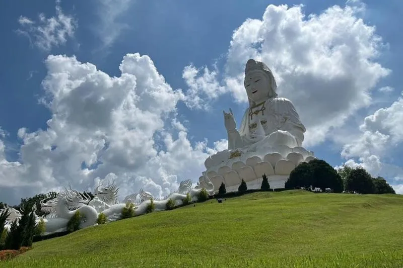 Featured tour with 18 reviews: Chiang Rai Day Tour from Chiang Mai Red White and Blue Temples