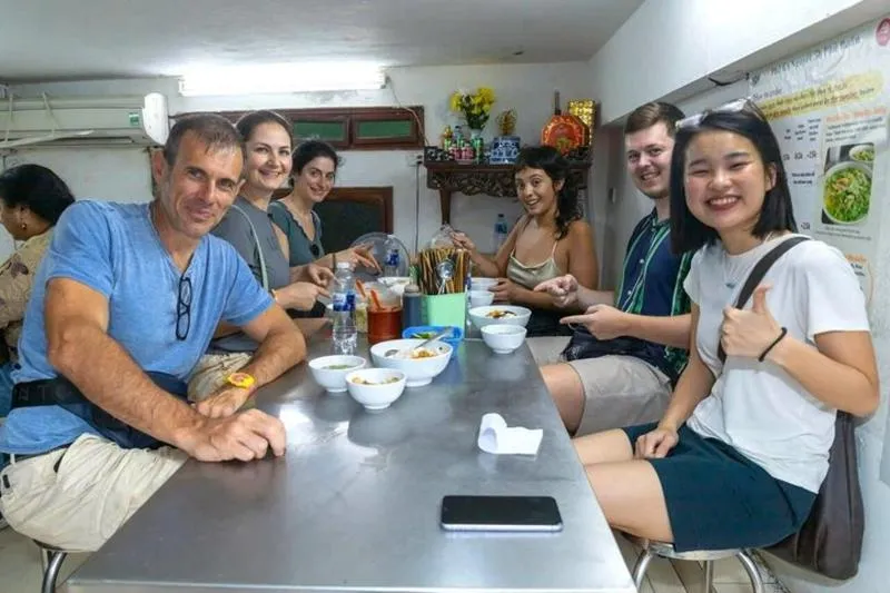 Quick Escape: HOT Hanoi Old Quarter Walking Street Food – Small Group Tour