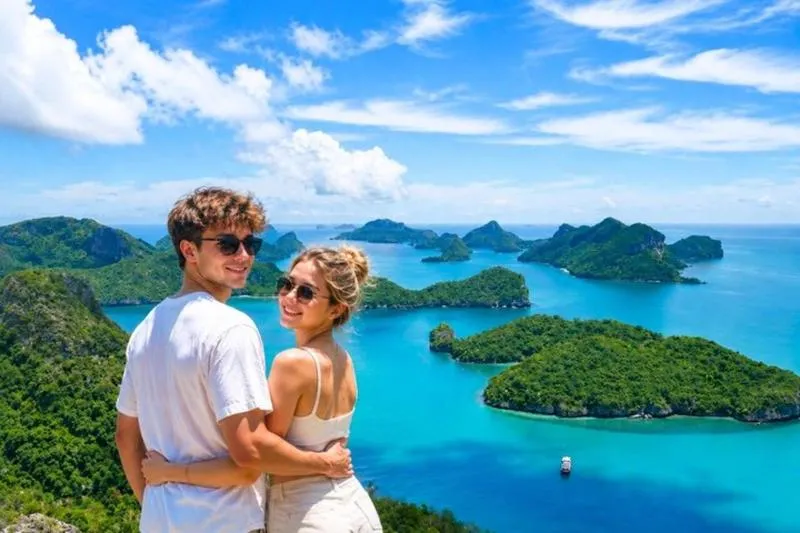 Featured tour with 57 reviews: Ang Thong National Marine Park Tour by Big Boat from Koh Samui