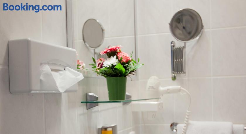 Hotel Kiez Pension Berlin Berlin Germany Hotels Lonely Planet