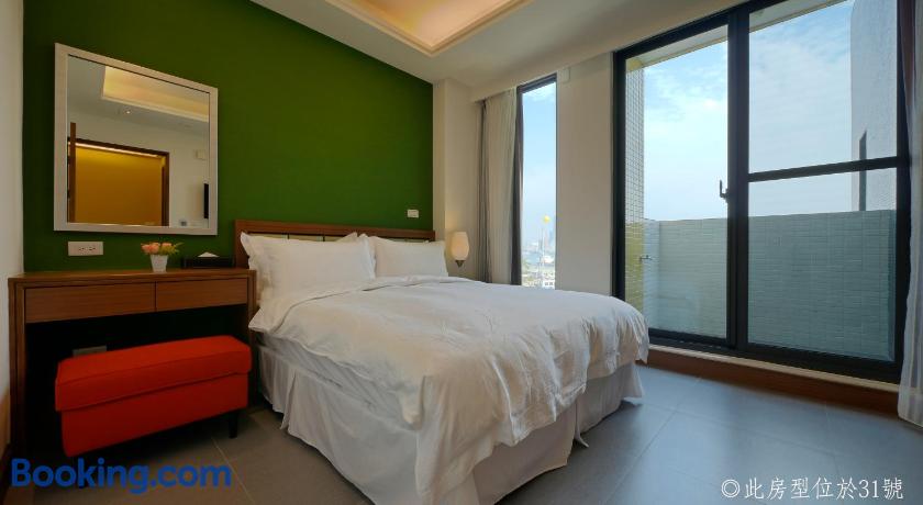 Watermark Hotel The Harbour Kaohsiung Taiwan Lonely Planet - 