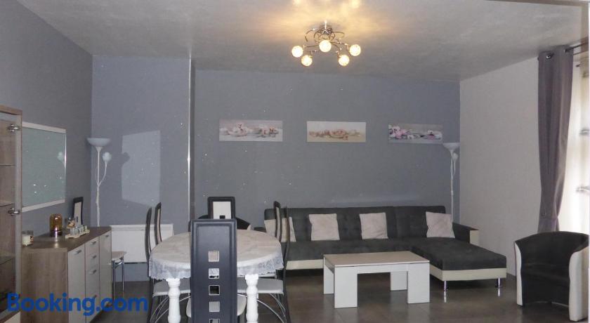 Location Maison Bayeux 14400 Calvados 4 Pieces 64 M2 A 500 Euros