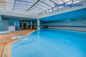 Gallery image of Super 8 By Wyndham Waldorf