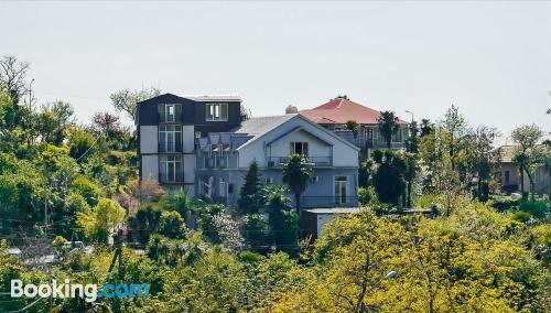 Appartement avec l'air. À Makhinjauri