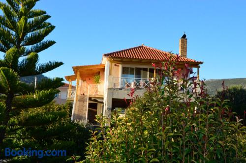 Appartement à Karavadhos. Wifi et terrasse