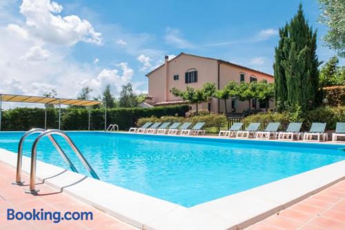 Apartamento com piscina em Pistoia