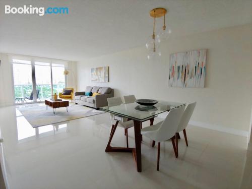 Apartamento com terraço em Sunny Isles Beach