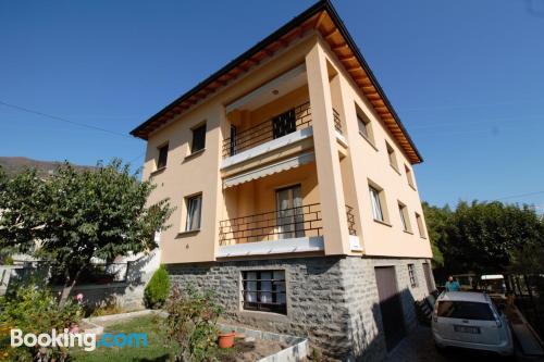 Appartement de 100m2 à Dongo. Terrasse!