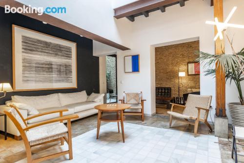 Apartamento con piscina y aire acondicionado ¡Con terraza!