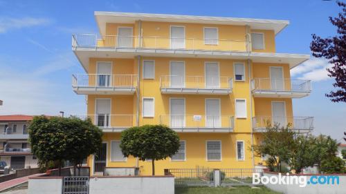 Pratique appartement avec deux chambres. Eraclea Mare à vos pieds