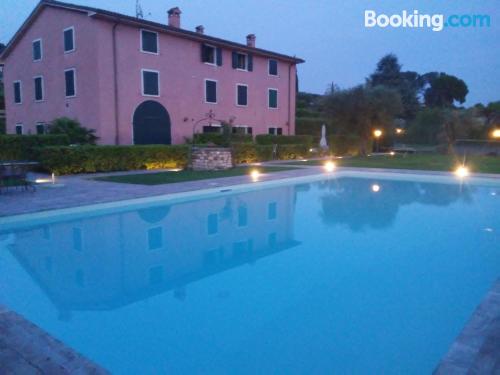 Apartamento con piscina en Bardolino