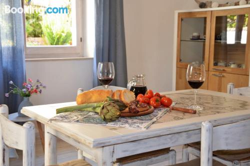 Apartamento de 55m2 en Santa Maria Navarrese con wifi y terraza