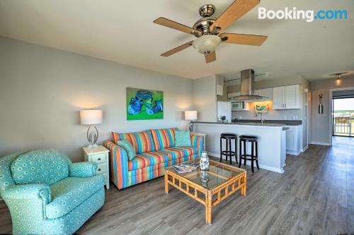 Apartamento en Carolina Beach. ¡piscina!.