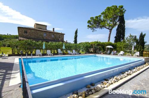 Appartement avec piscine. À Torrita di siena.