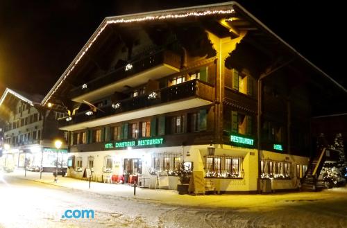 Honden welkom. Gstaad aan zijn voeten!