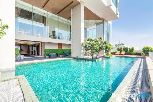 Appartement avec piscine. Avec terrasse!.